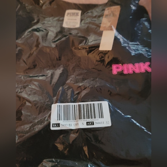Victorias Secret Pink Tropical Shine T-Shirt. Brand New 💎 - Picture 5 of 6